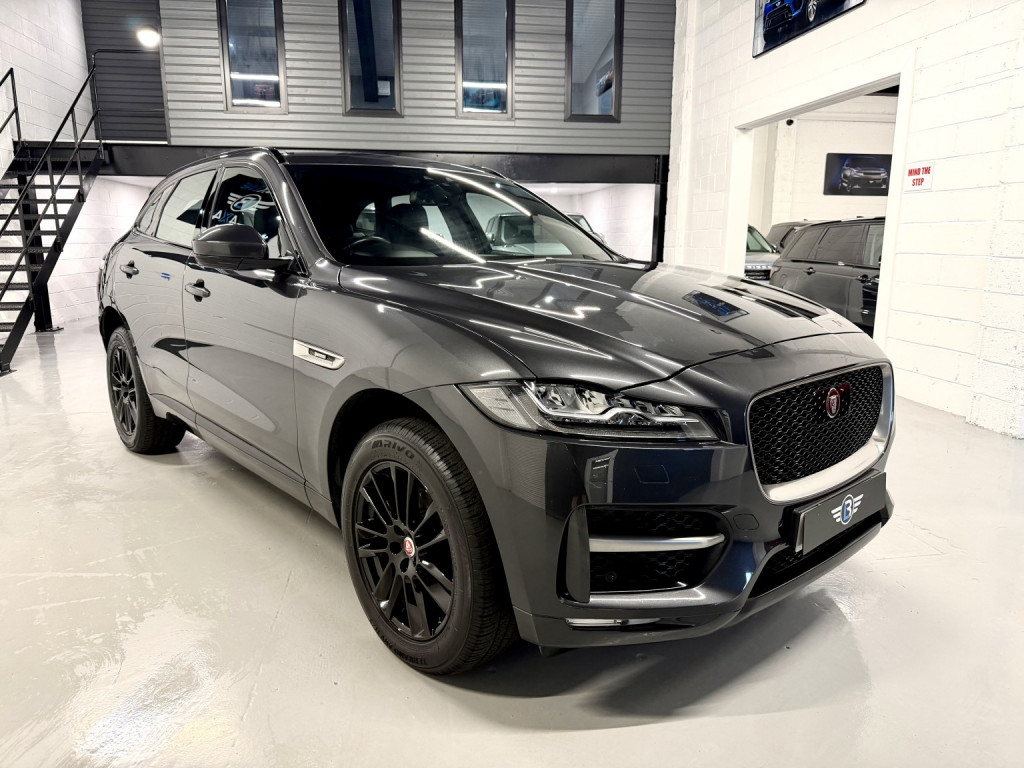 2016 Jaguar F-pace